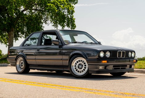 S54-Powered 1986 BMW 325es 5-Speed