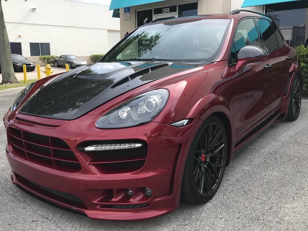 Porsche Widebody Cayenne Turbo