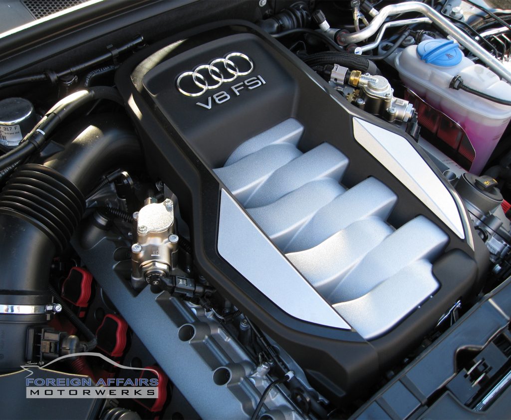 Audi V8 FSI engine